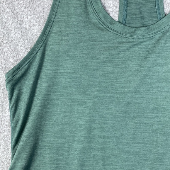 Vuori Lux performance racer back tank in heathered green M - Picture 5 of 8